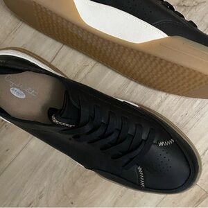 Dr. Scholl's Black and Tan Sneakers